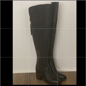 Boots NWT 6.5 Leather knee high 3in heel
